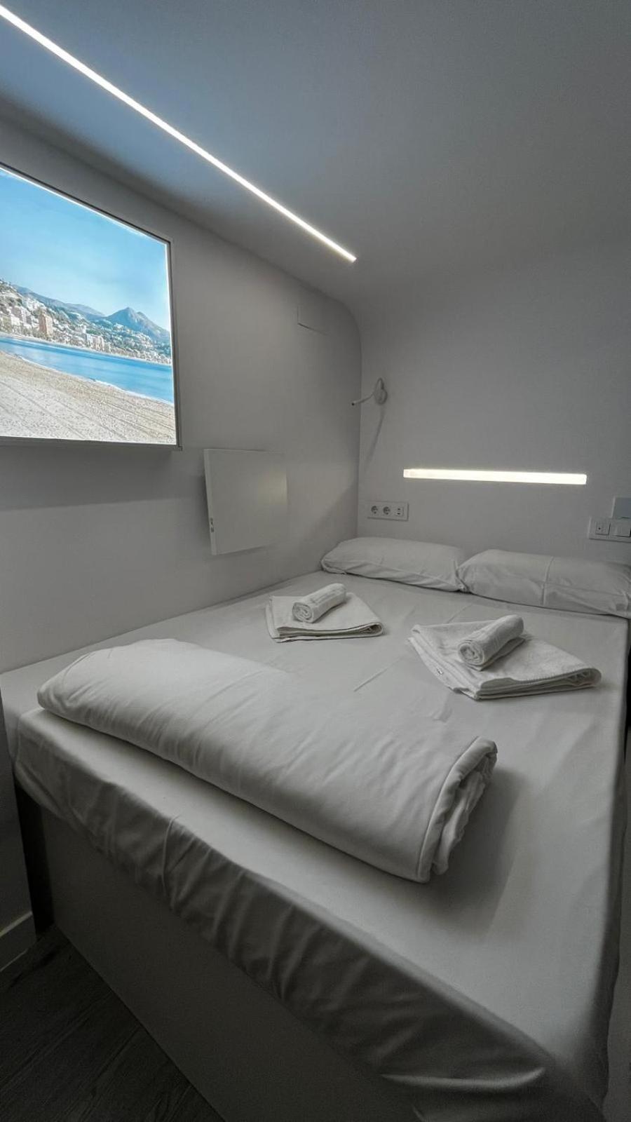 M Pods Malaga Hotel Bagian luar foto
