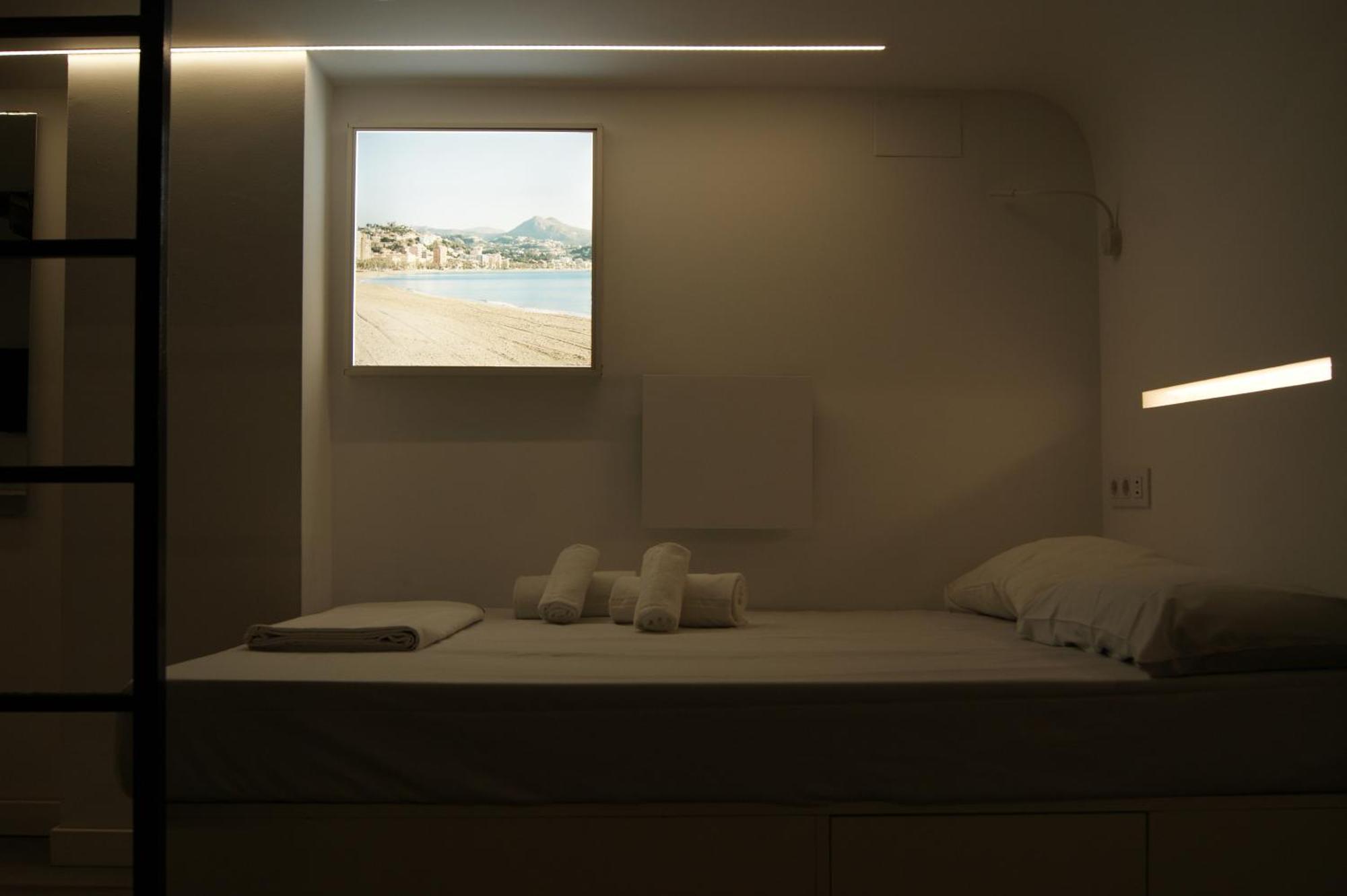 M Pods Malaga Hotel Bagian luar foto