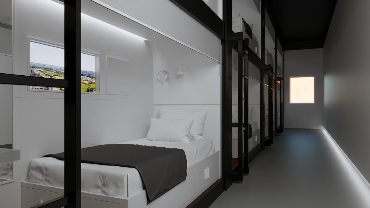 M Pods Malaga Hotel Bagian luar foto
